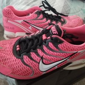 Nike ladies SZ 8